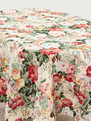 Всесезонная коллекция текстиля Basic / Розы герцогини из гобелена - Розы герцогини Беж Скатерть овал 160х260 см 06075 н/р